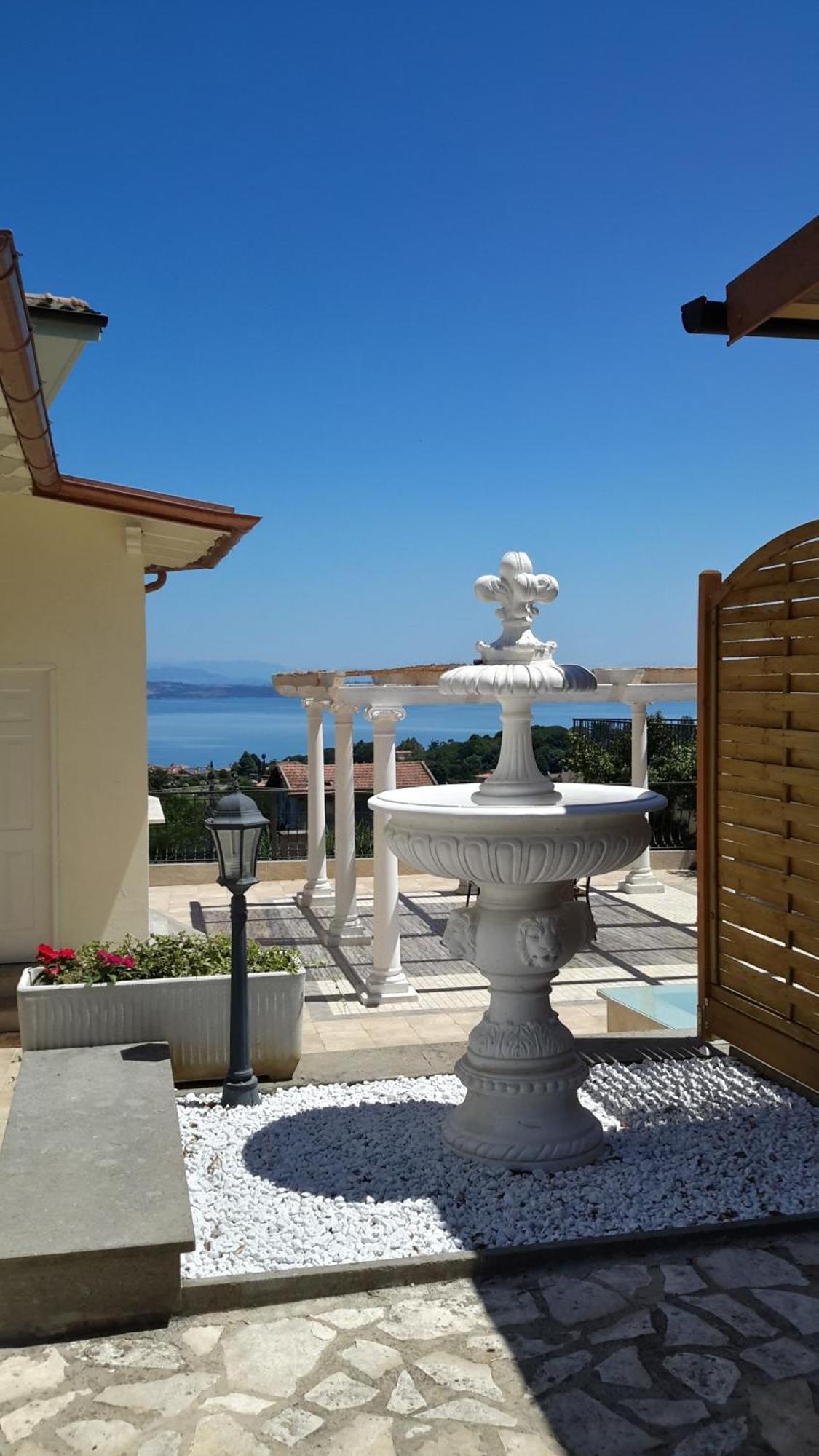 The White Villa Bracciano  Dış mekan fotoğraf